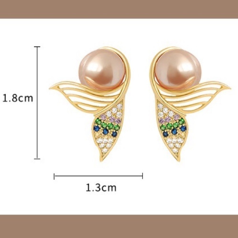 💎 BOGO❗️ PRICE🔻 Mermaid’s Tail Pearl Earrings - Picture 2 of 7